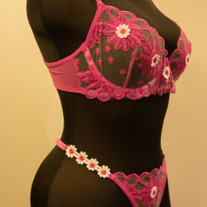 Set lenceria bordado flores